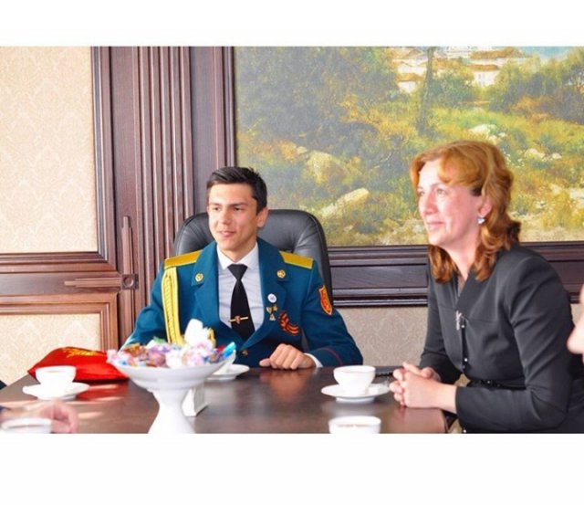 Встреча воспитанников "ЦВПВМ" с мэром г. Черкесска Русланом Тамбиевым.