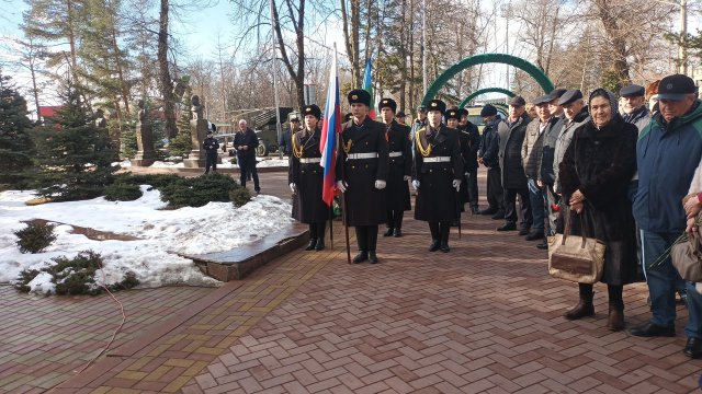 Сегодня состоялось торжественное открытие бюста Боташева Канамата Хусеевича 